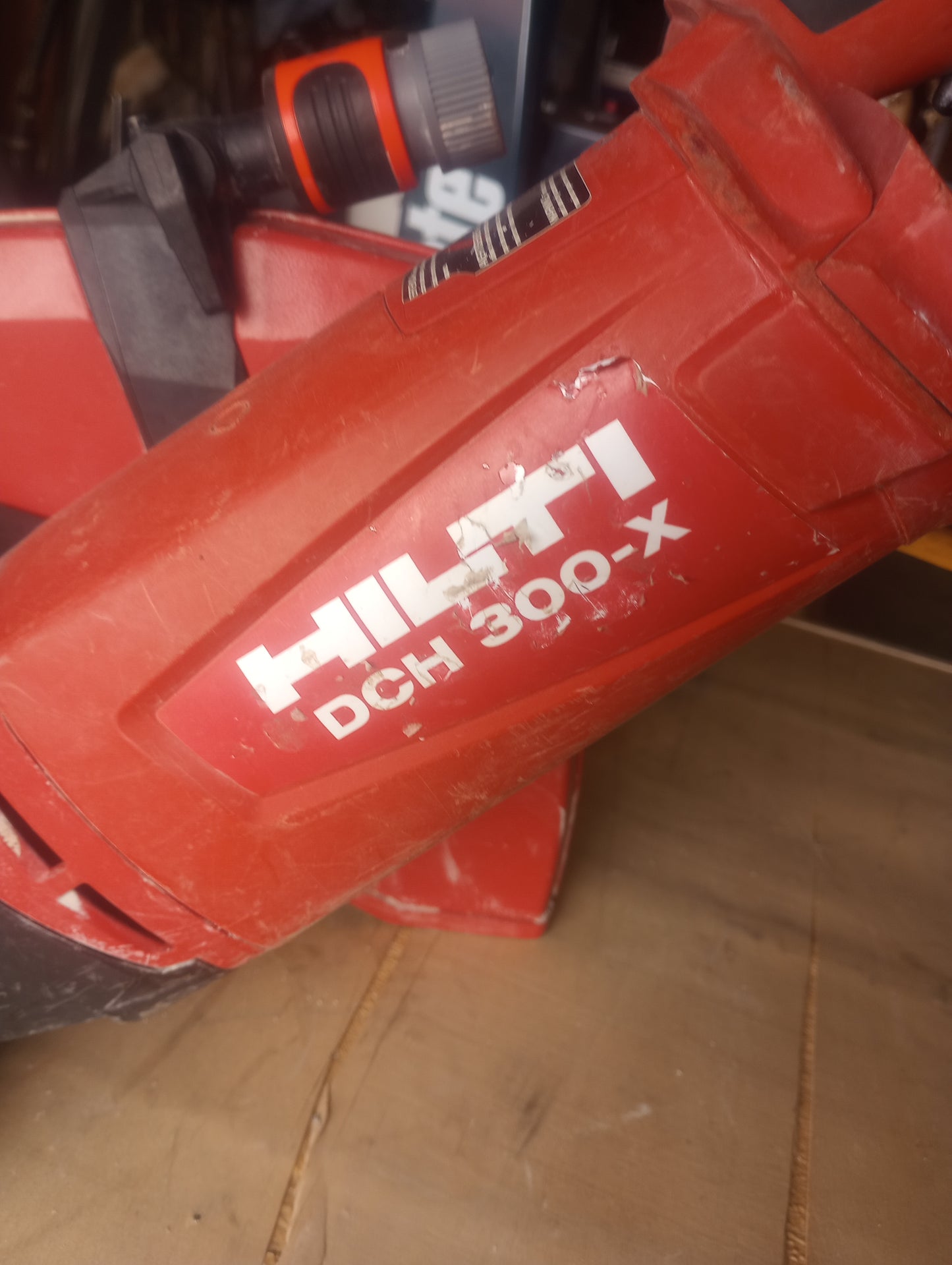 Hilti Electric Concrete Saw - Model DCH 300-X