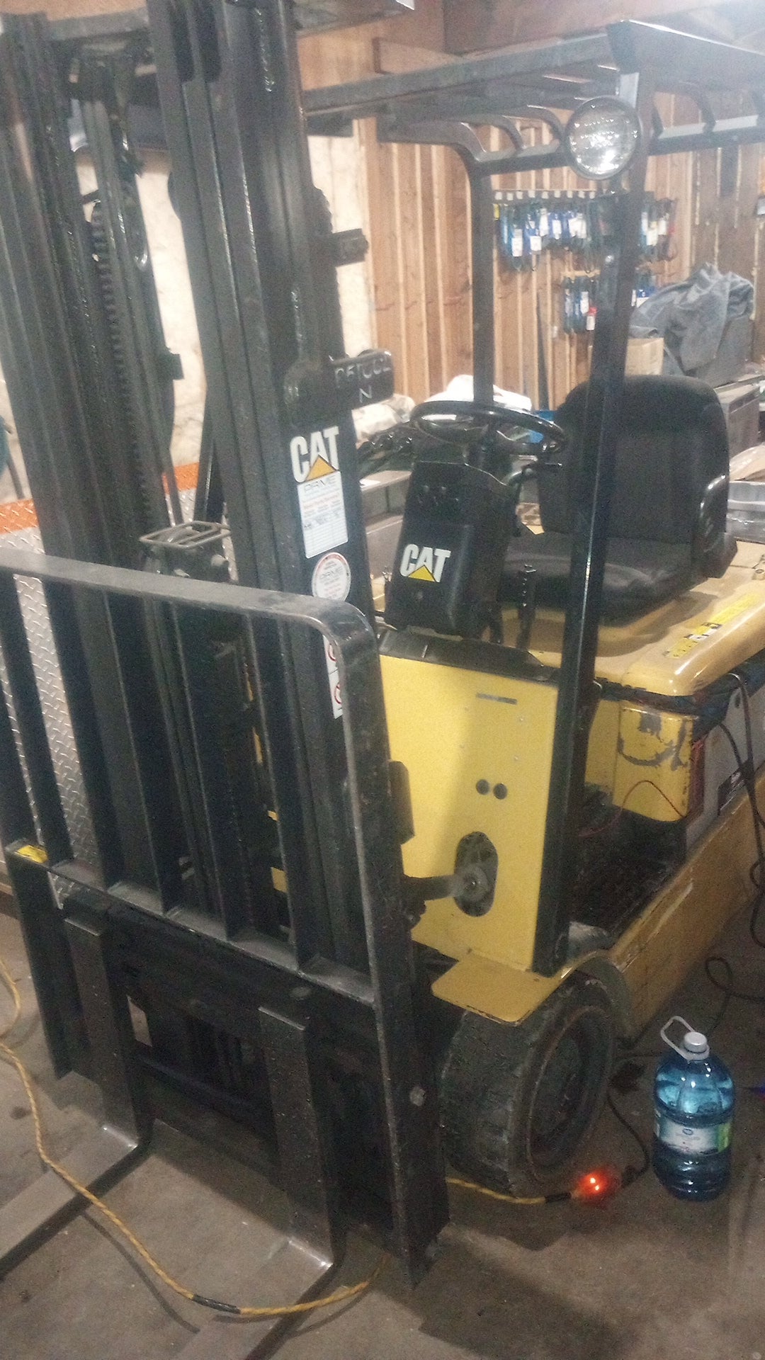 CAT Electric Forklift